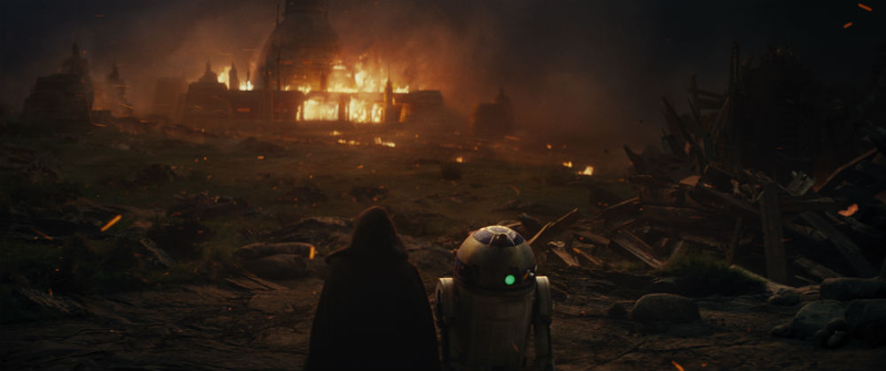 Illustration for article titled Rian Johnson Asked for a Small, Crucial Change to The Force Awakens